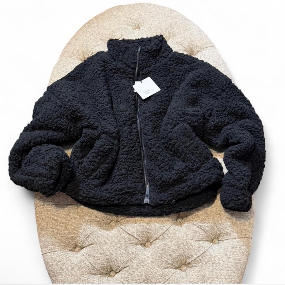 Fuzzy Teddybear Jacket‎ - Picture 5 of 13